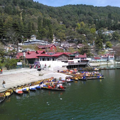 Naini_Lake_Nainital